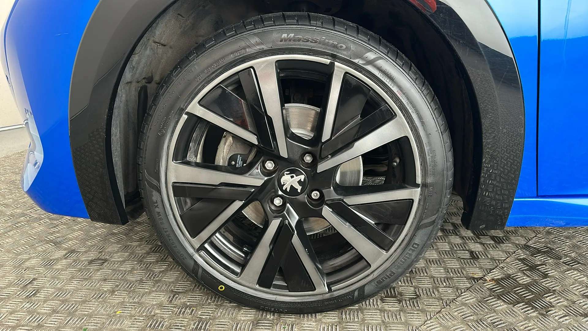 2023 PEUGEOT 208 2023 PEUGEOT 208