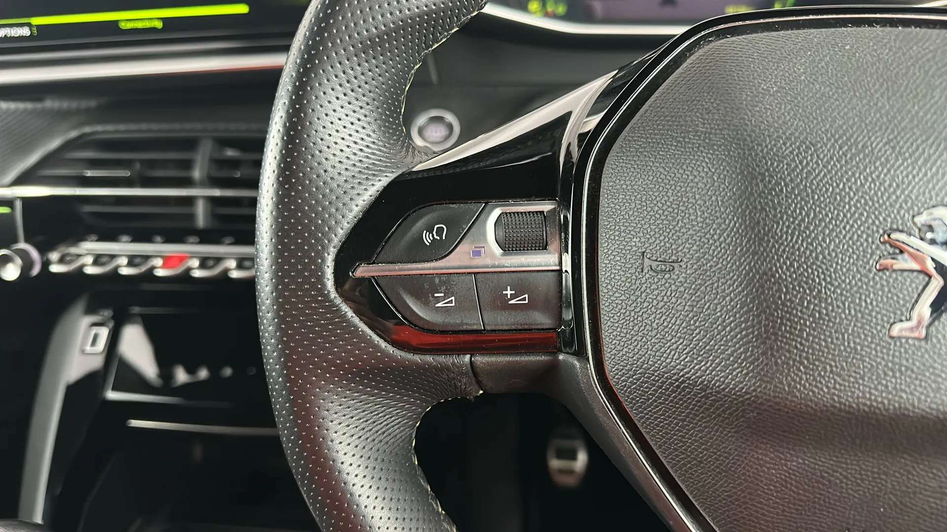 2023 PEUGEOT 208 2023 PEUGEOT 208