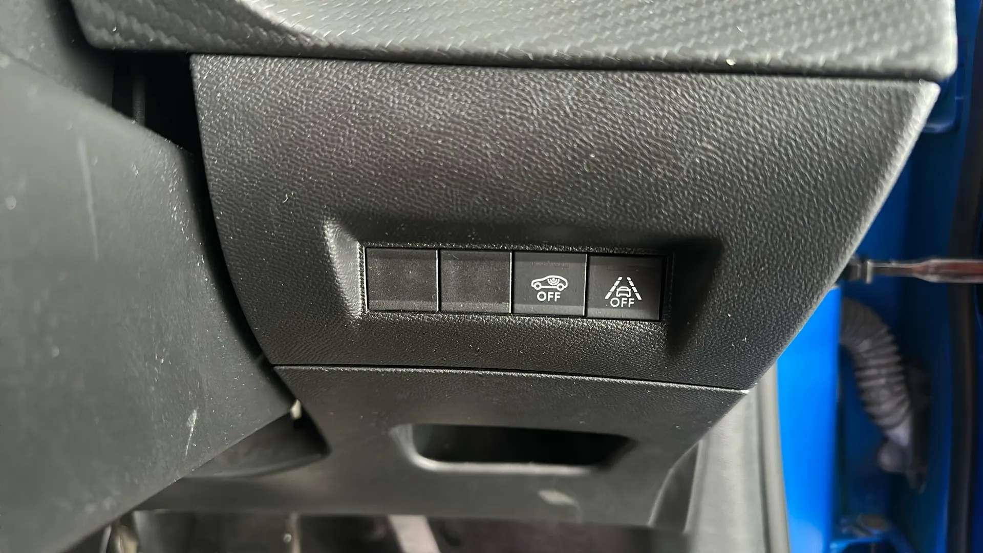 2023 PEUGEOT 208 2023 PEUGEOT 208