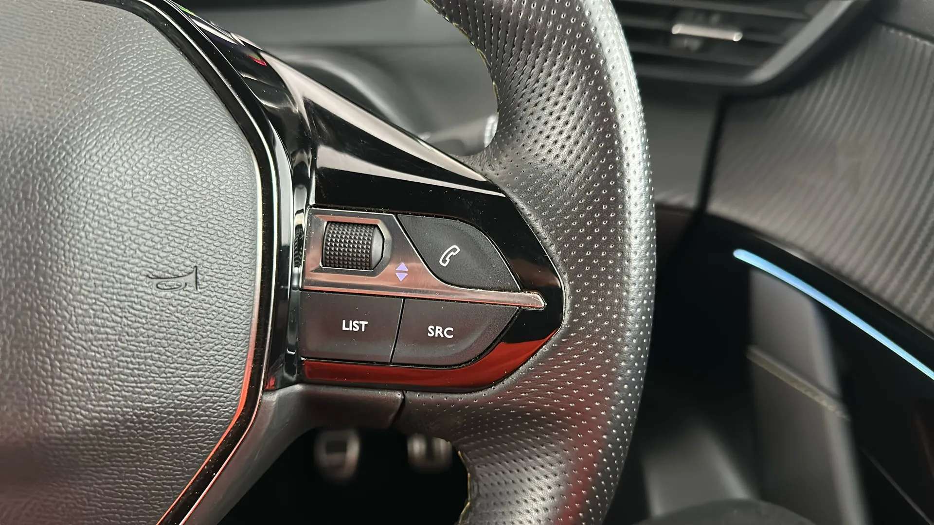 2023 PEUGEOT 208 2023 PEUGEOT 208