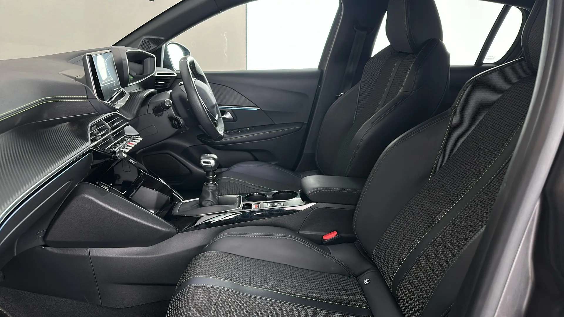 2023 PEUGEOT 208 2023 PEUGEOT 208