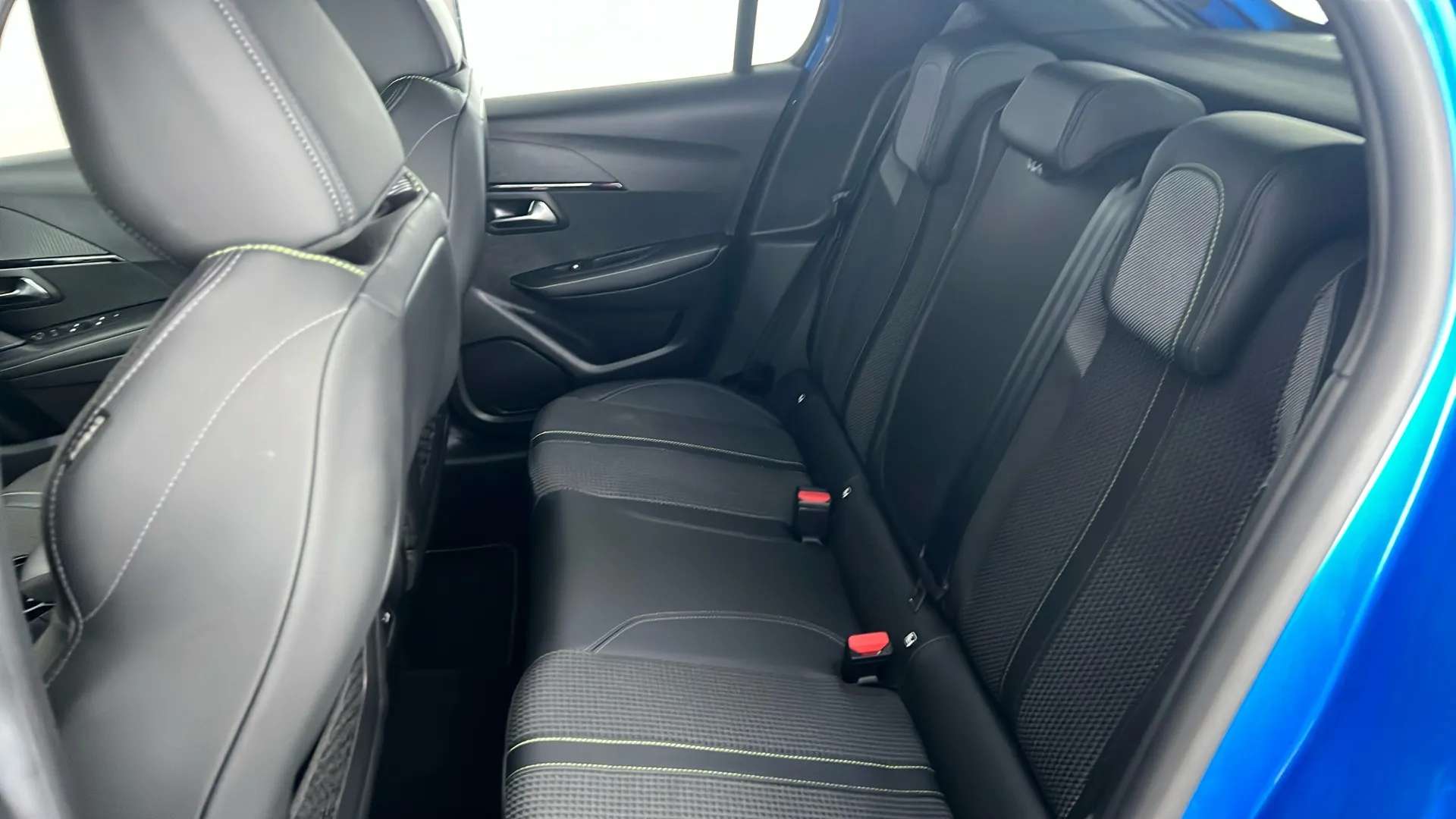 2023 PEUGEOT 208 2023 PEUGEOT 208