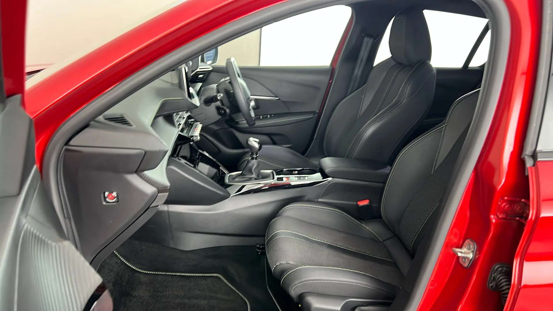 2024 PEUGEOT 208 2024 PEUGEOT 208