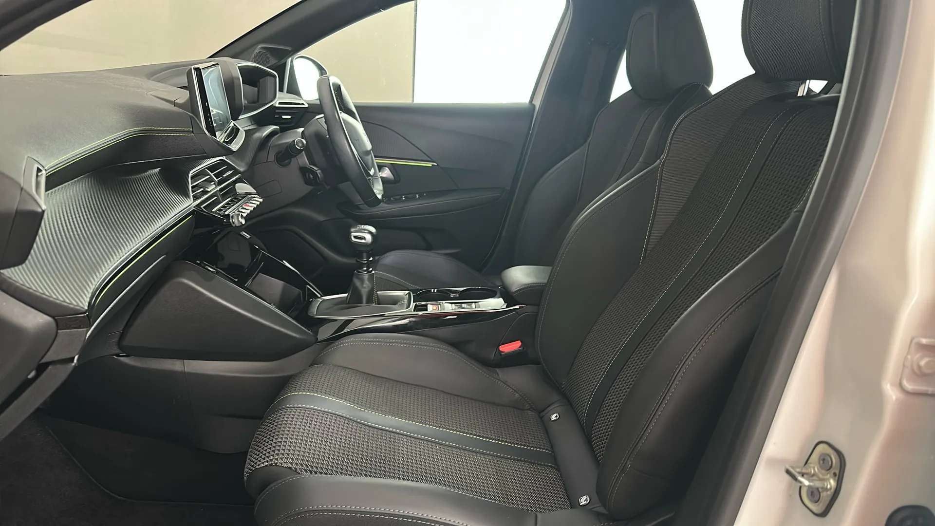 2022 PEUGEOT 208 2022 PEUGEOT 208