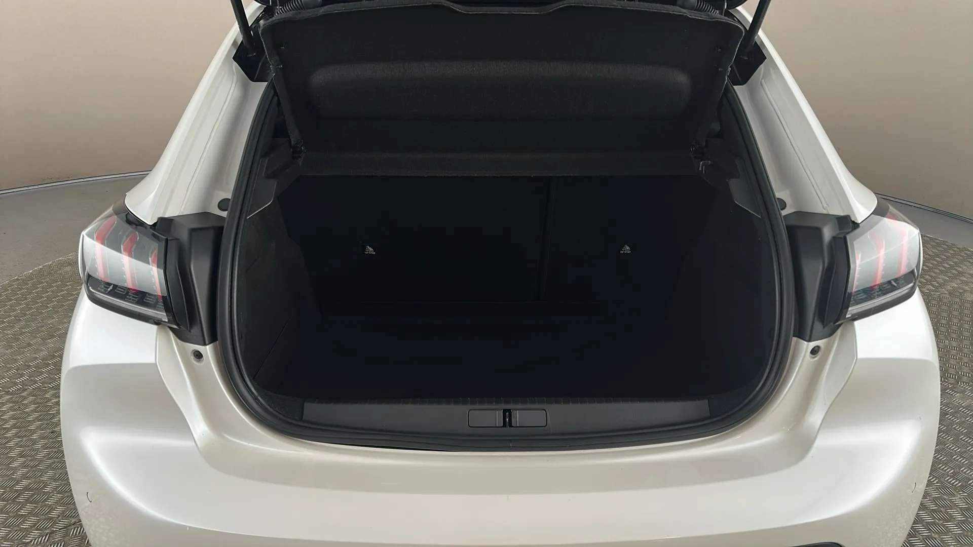 2022 PEUGEOT 208 2022 PEUGEOT 208