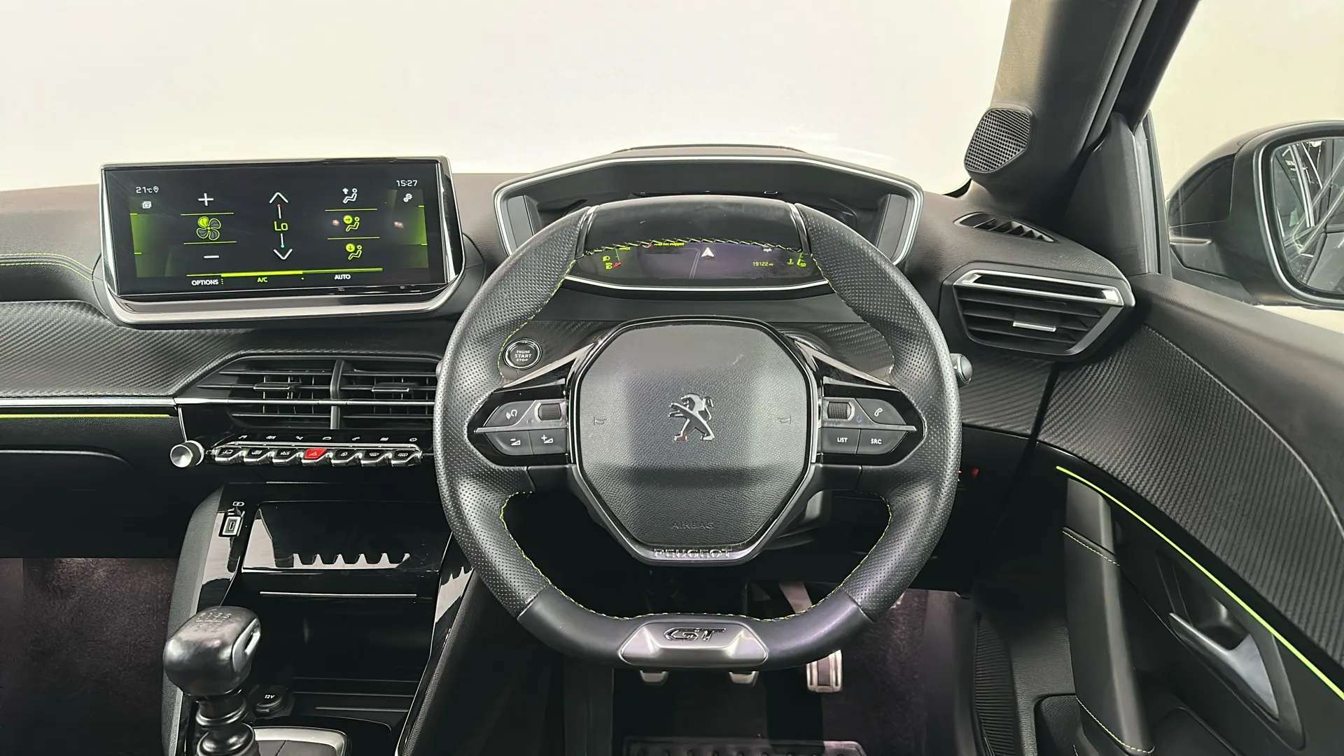 2022 PEUGEOT 208 2022 PEUGEOT 208