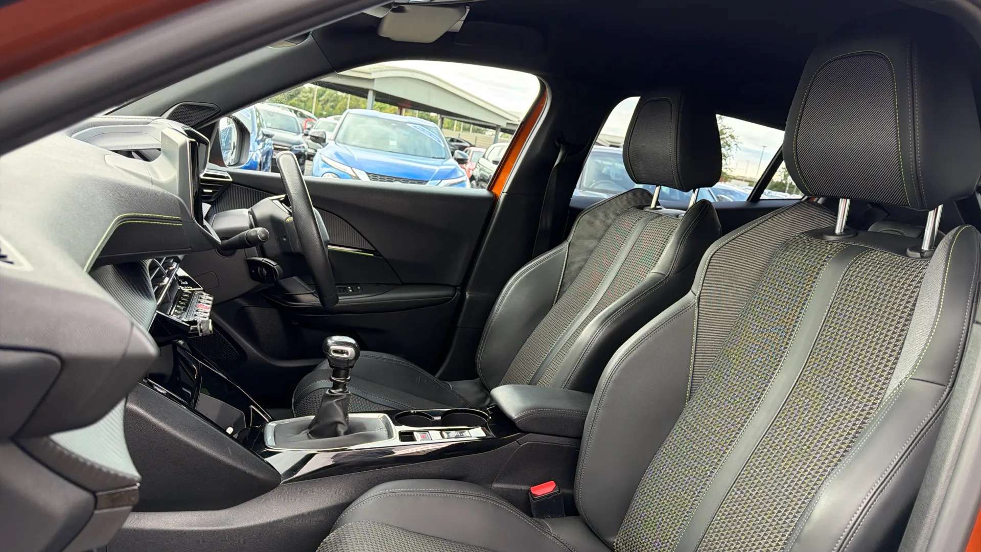 2022 PEUGEOT 2008 2022 PEUGEOT 2008