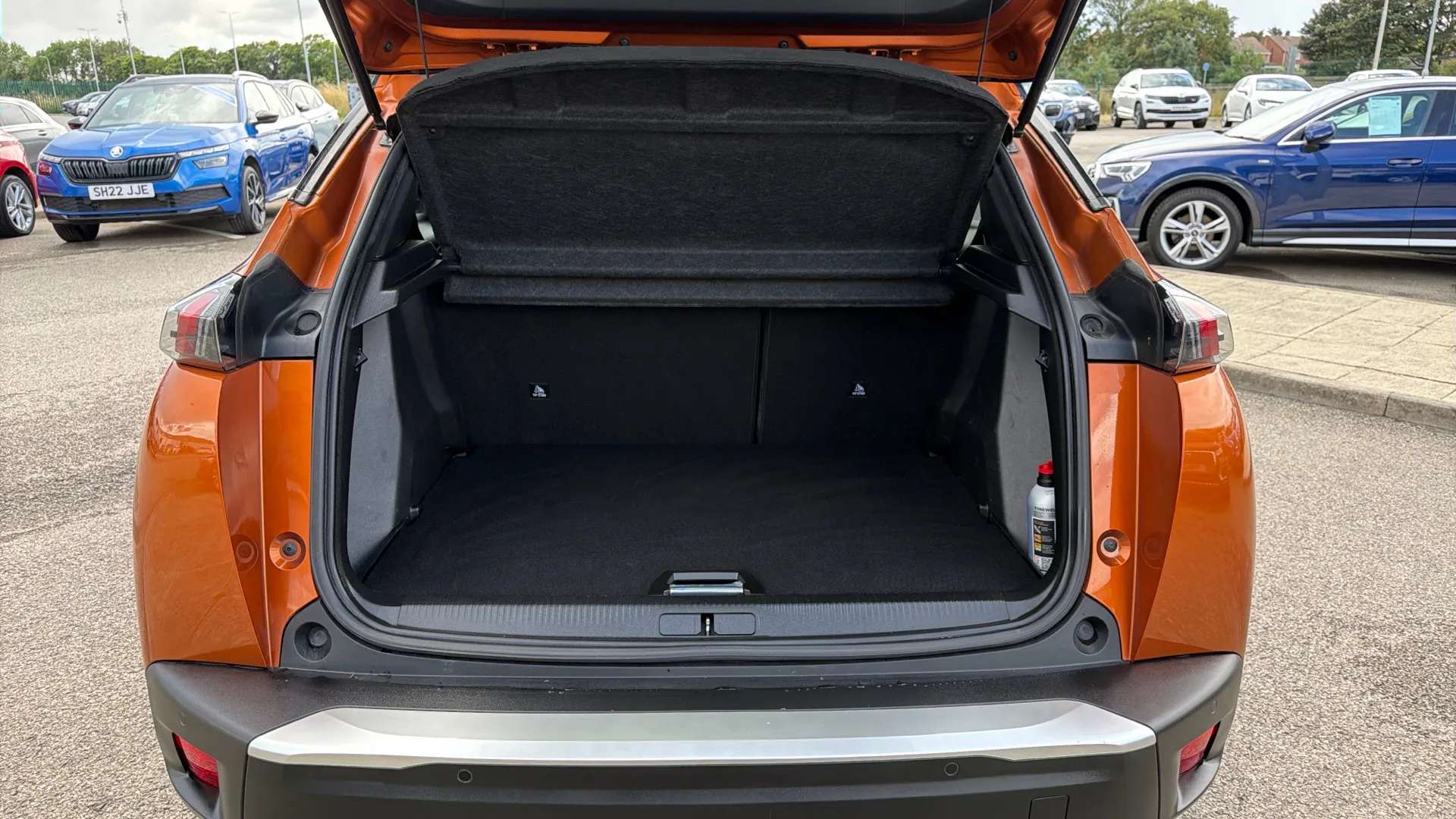 2022 PEUGEOT 2008 2022 PEUGEOT 2008