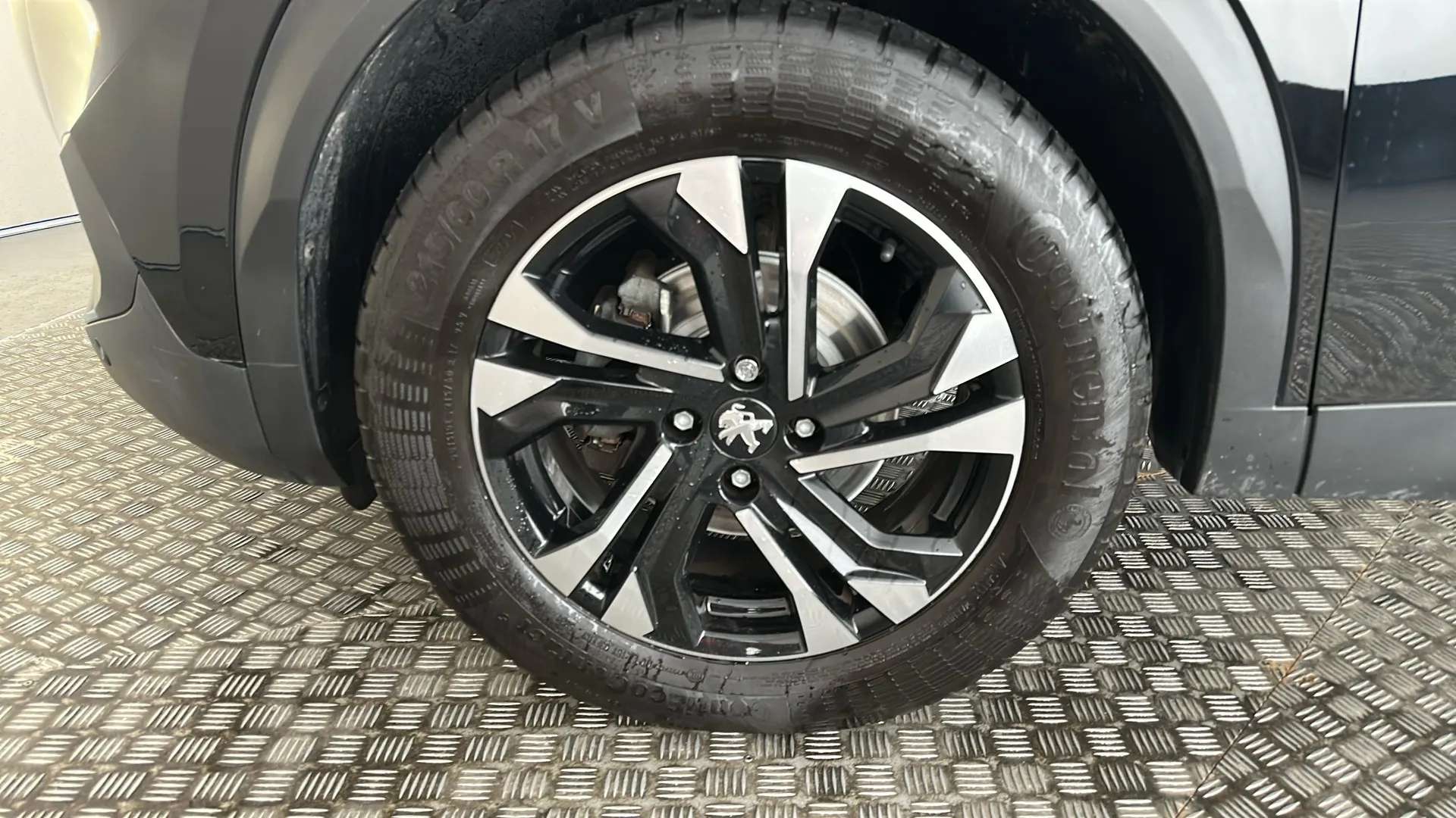 2023 PEUGEOT 2008 2023 PEUGEOT 2008