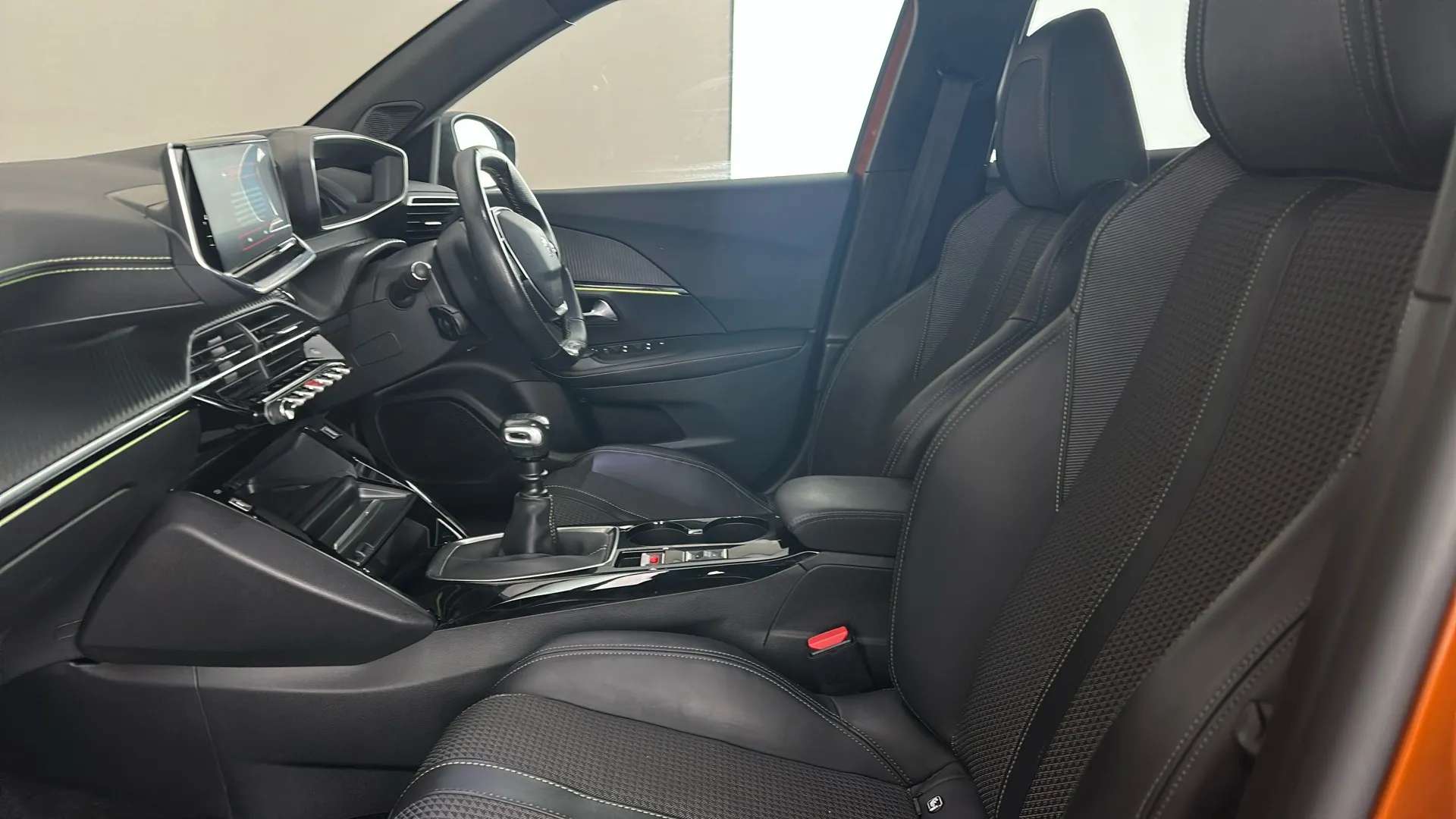 2021 PEUGEOT 2008 2021 PEUGEOT 2008