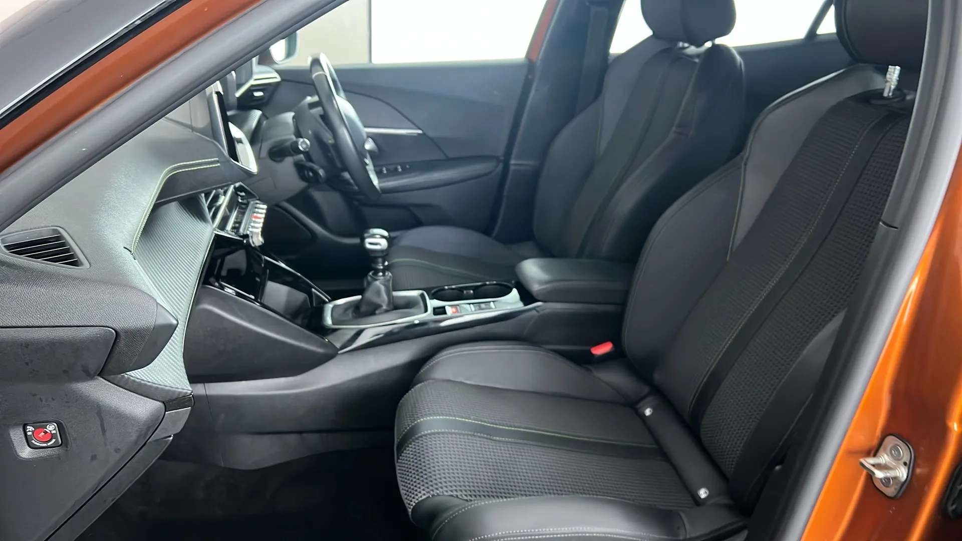 2022 PEUGEOT 2008 2022 PEUGEOT 2008