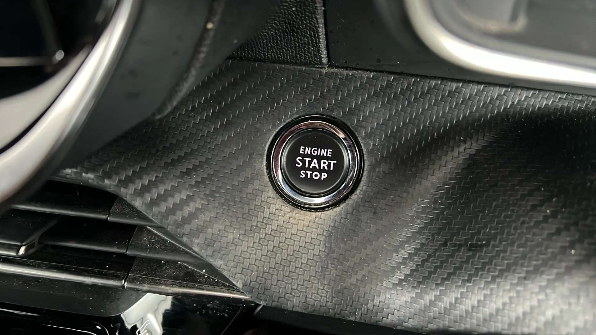 2022 PEUGEOT 2008 2022 PEUGEOT 2008