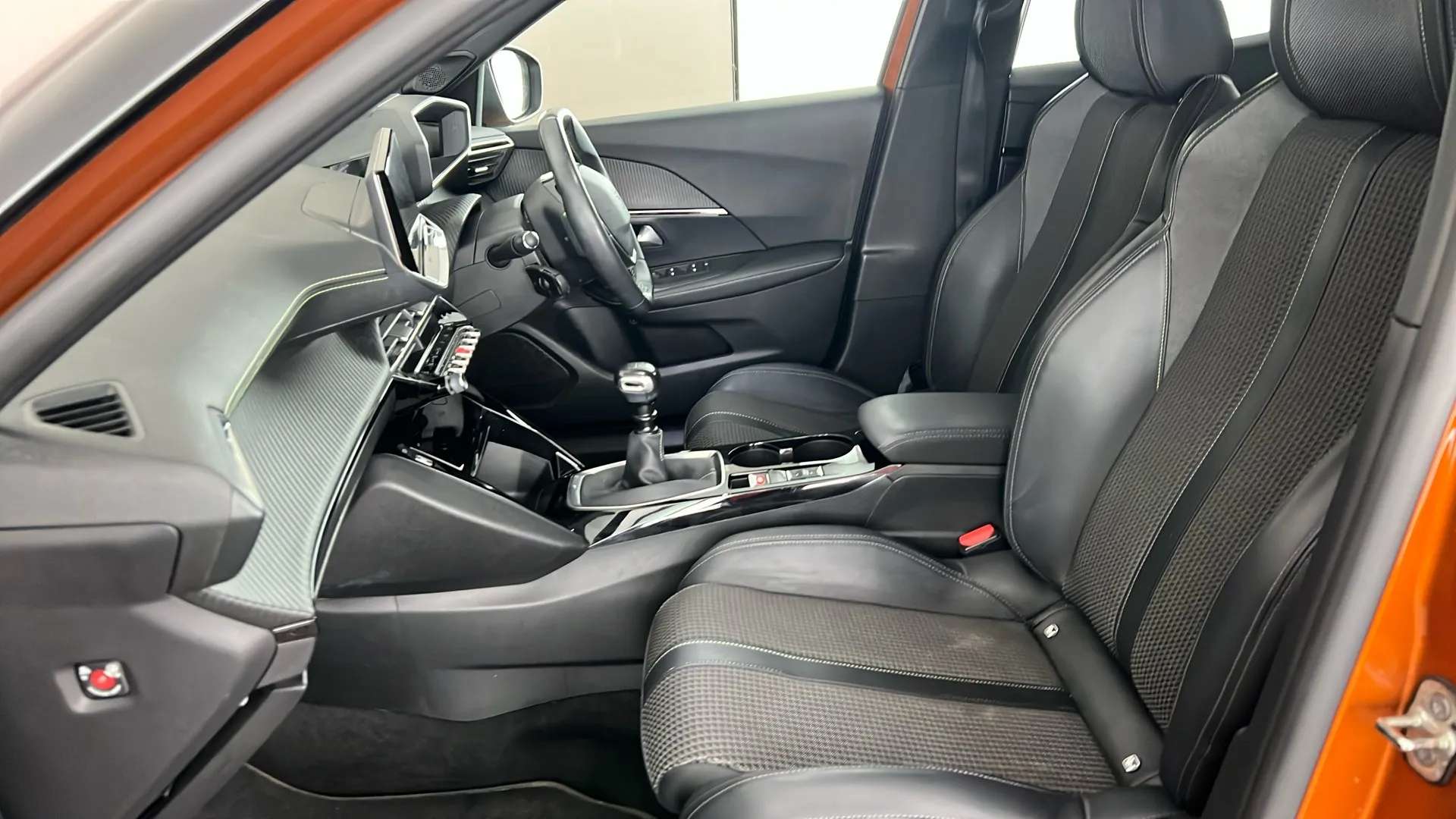 2022 PEUGEOT 2008 2022 PEUGEOT 2008