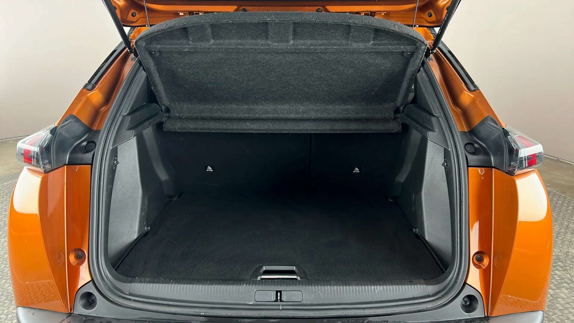 2022 PEUGEOT 2008 2022 PEUGEOT 2008
