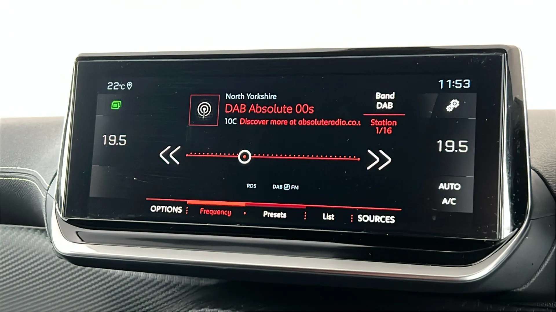 2022 PEUGEOT 2008 2022 PEUGEOT 2008