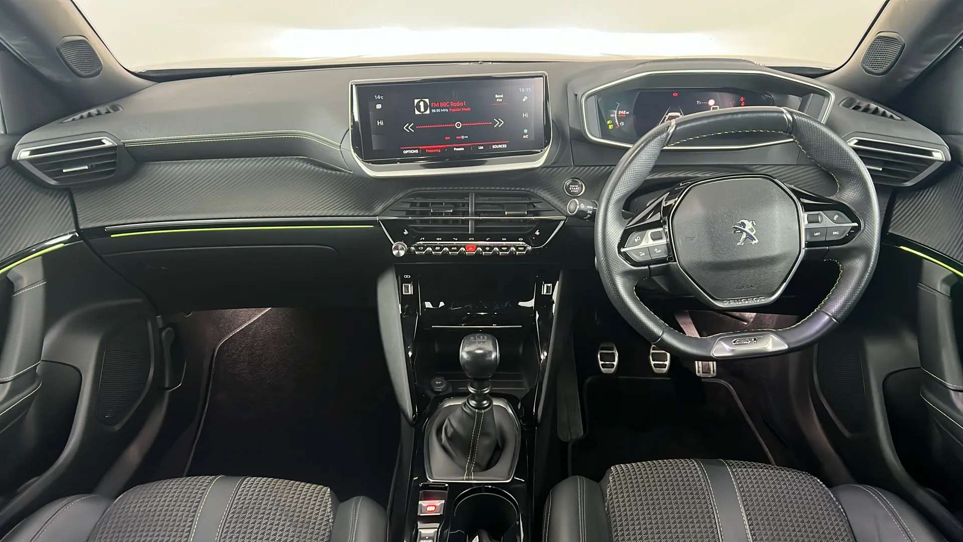 2022 PEUGEOT 2008 2022 PEUGEOT 2008