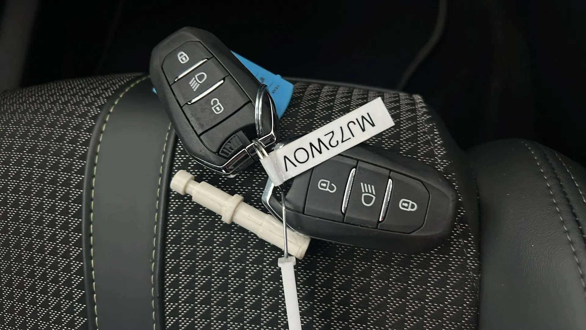 2022 PEUGEOT 2008 2022 PEUGEOT 2008