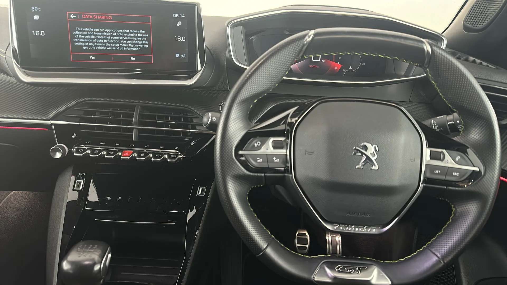 2022 PEUGEOT 2008 2022 PEUGEOT 2008