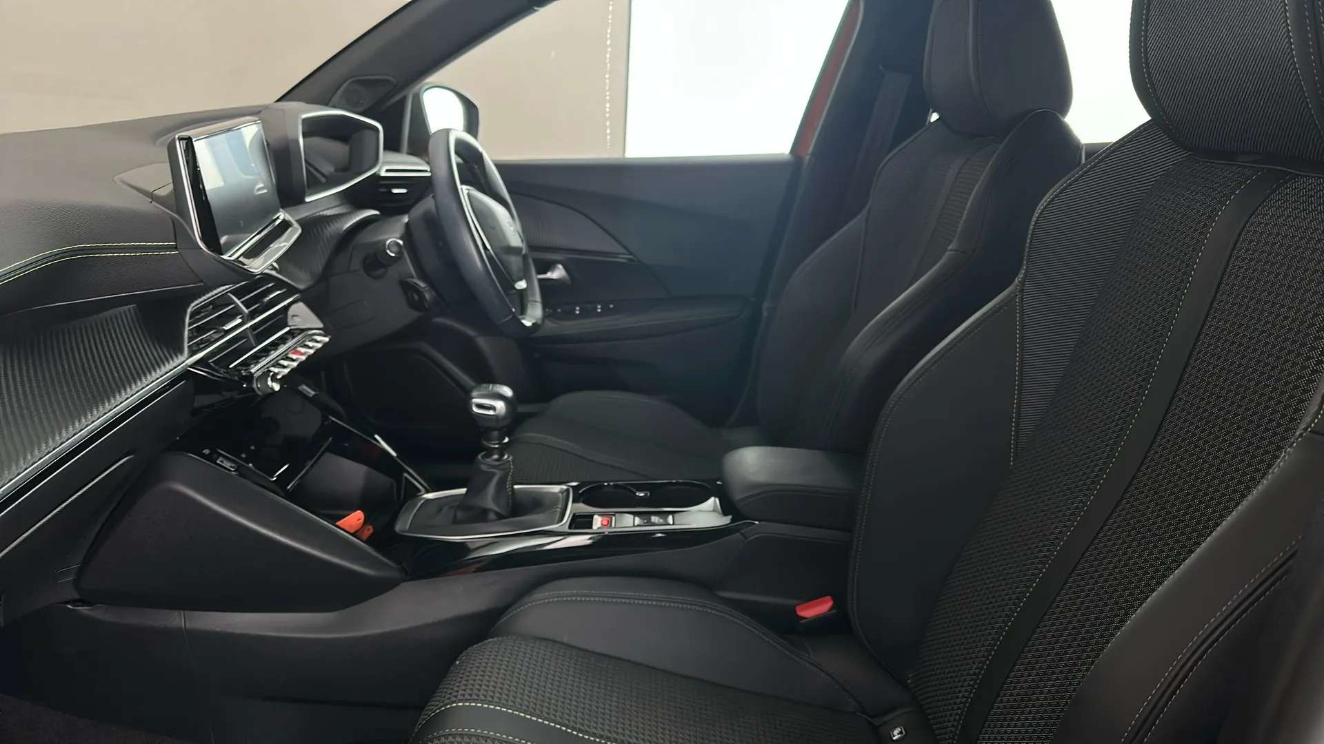 2022 PEUGEOT 2008 2022 PEUGEOT 2008