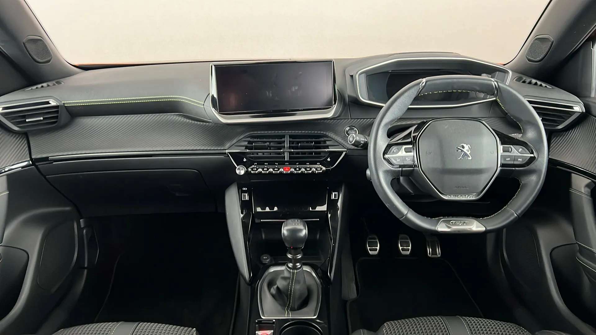 2022 PEUGEOT 2008 2022 PEUGEOT 2008