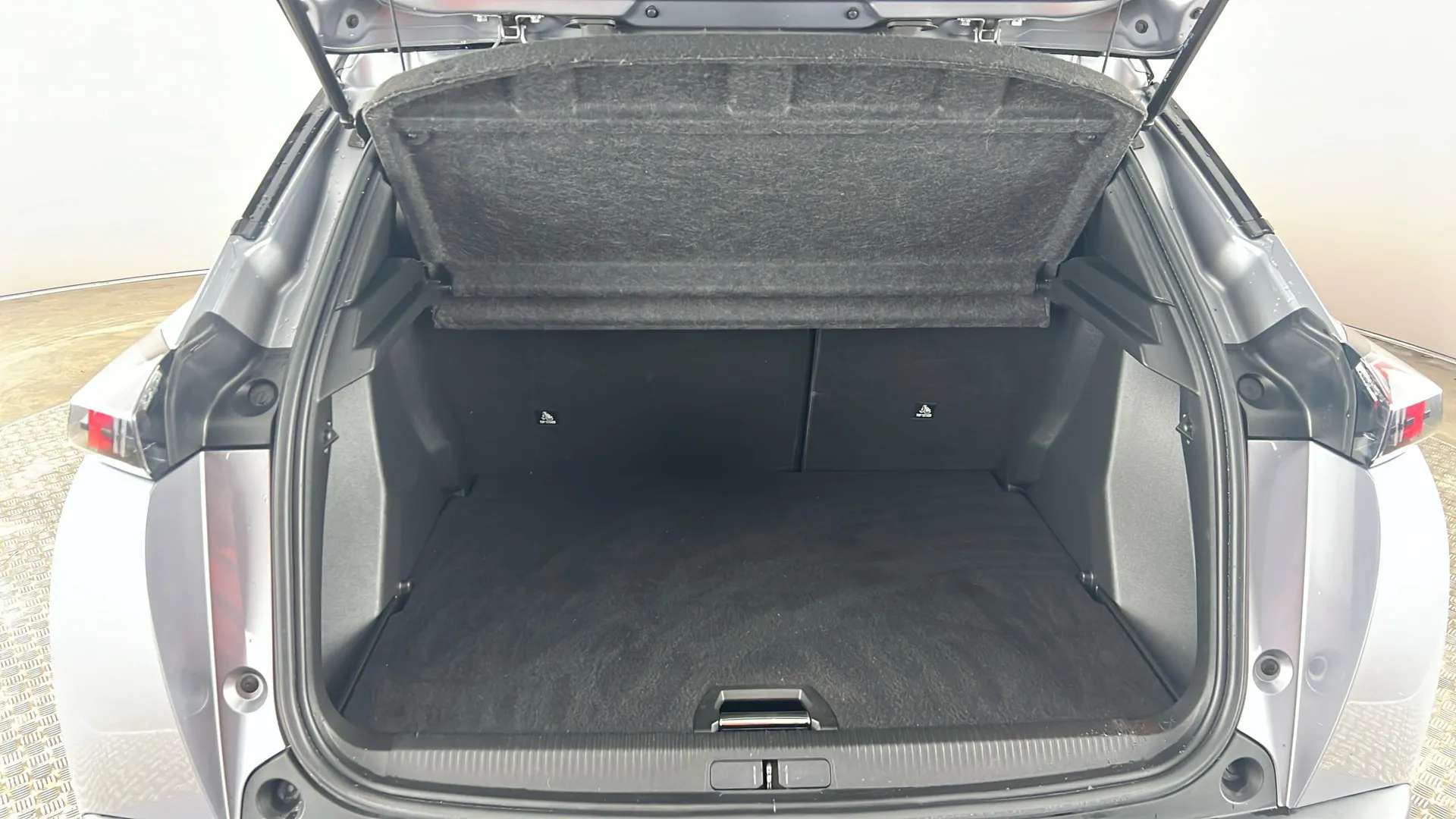 2022 PEUGEOT 2008 2022 PEUGEOT 2008