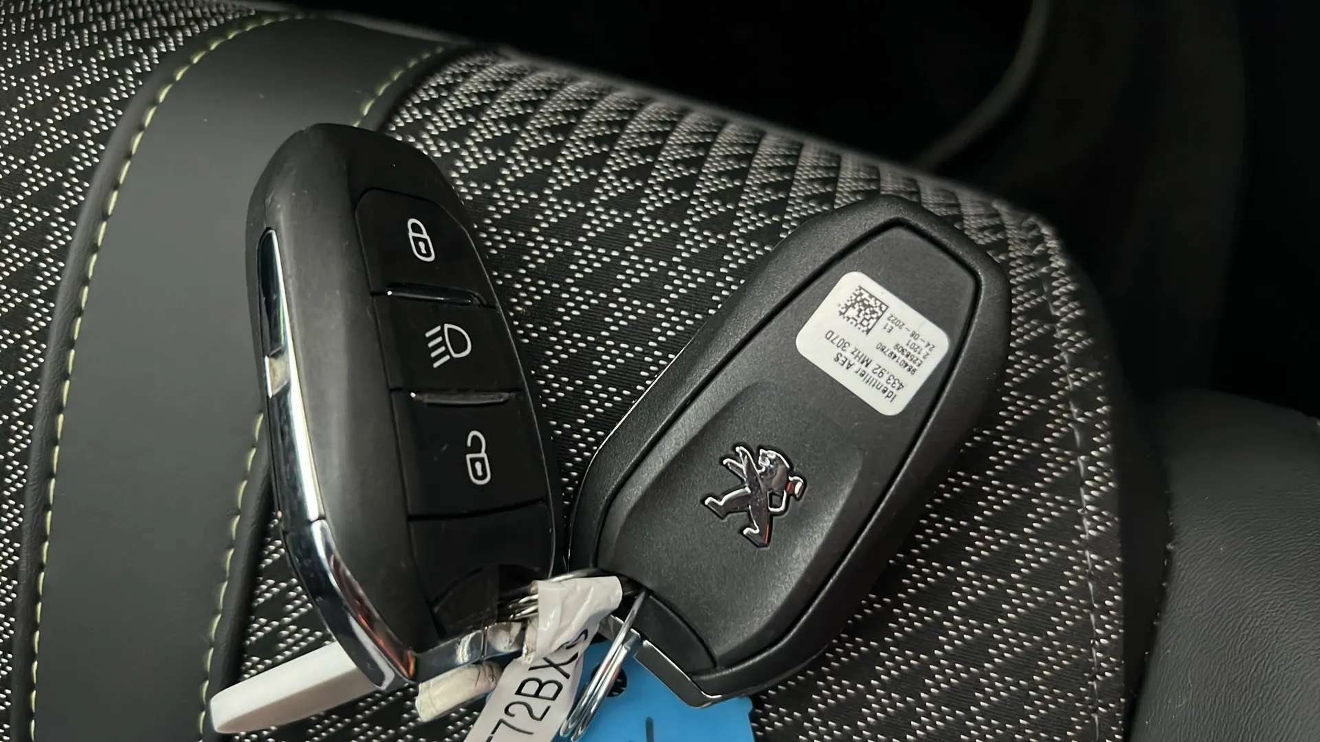 2022 PEUGEOT 2008 2022 PEUGEOT 2008