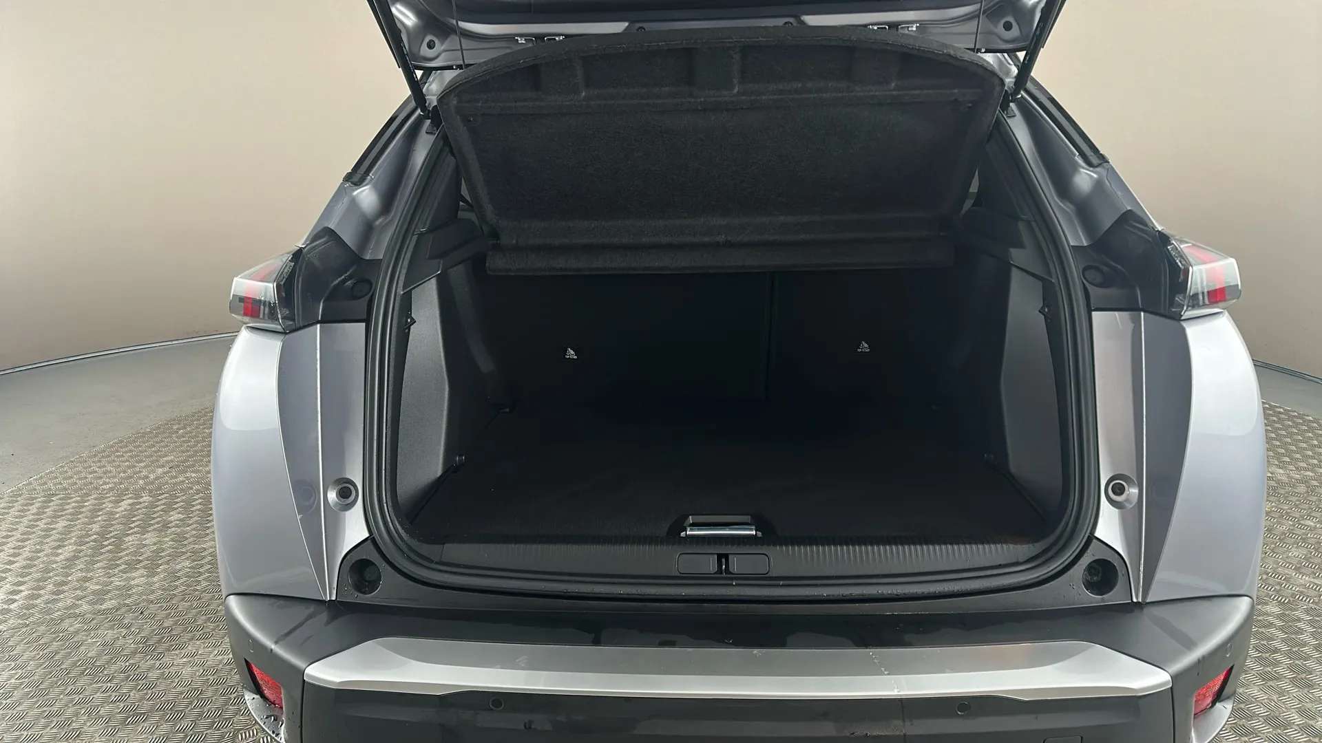 2022 PEUGEOT 2008 2022 PEUGEOT 2008