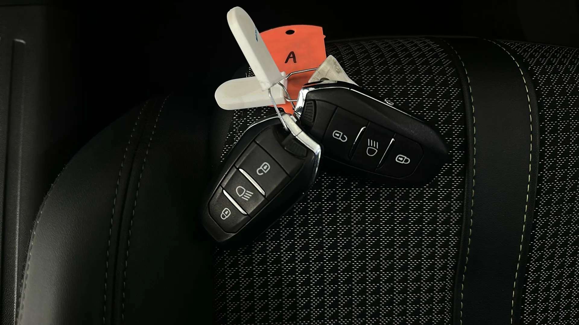 2022 PEUGEOT 2008 2022 PEUGEOT 2008