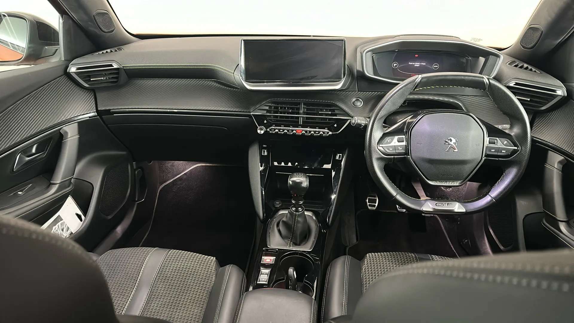 2022 PEUGEOT 2008 2022 PEUGEOT 2008