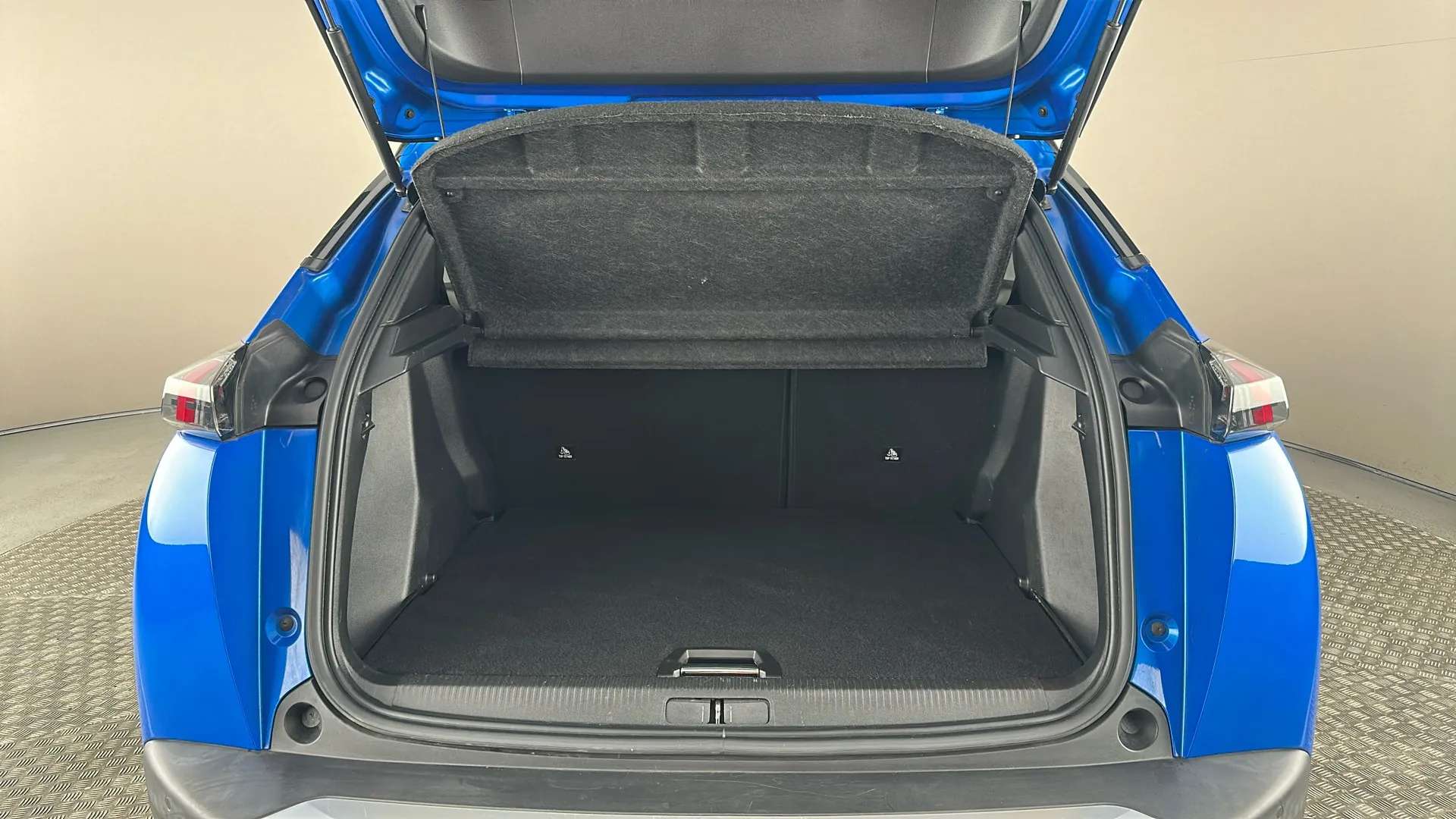 2022 PEUGEOT 2008 2022 PEUGEOT 2008