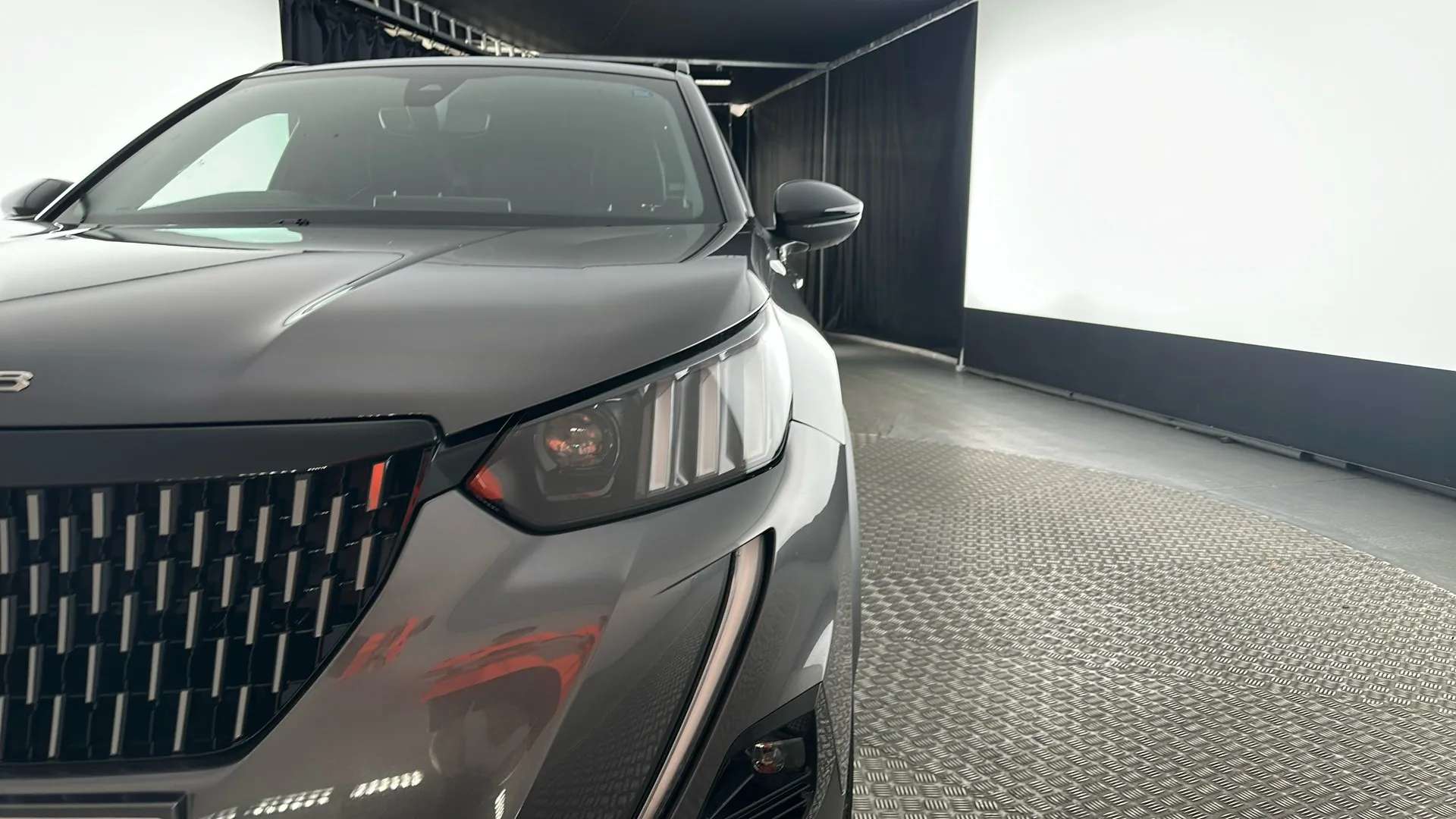 2021 PEUGEOT 2008 2021 PEUGEOT 2008