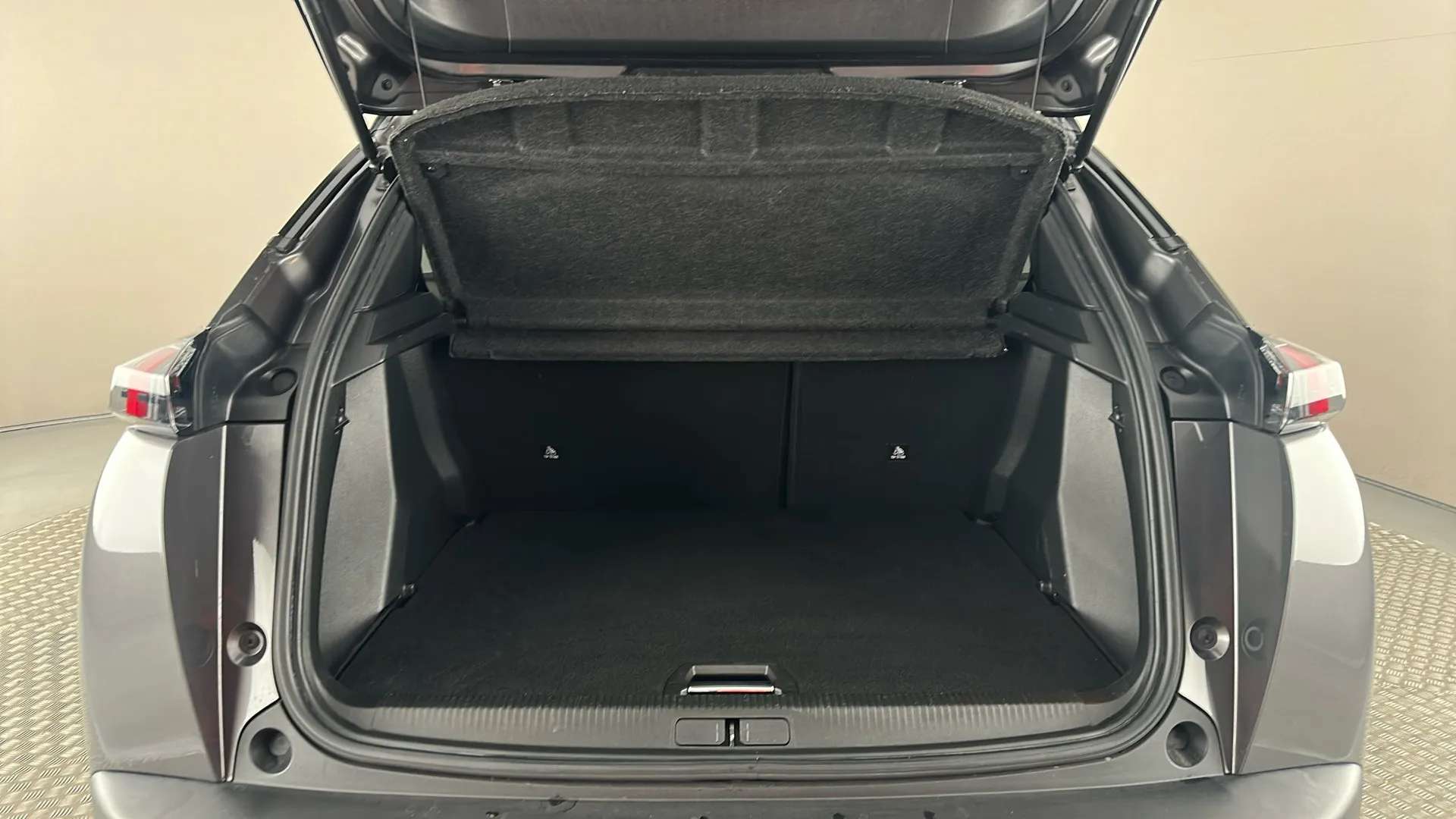 2021 PEUGEOT 2008 2021 PEUGEOT 2008