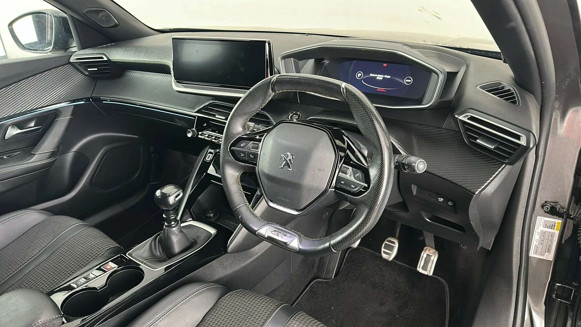 2021 PEUGEOT 2008 2021 PEUGEOT 2008