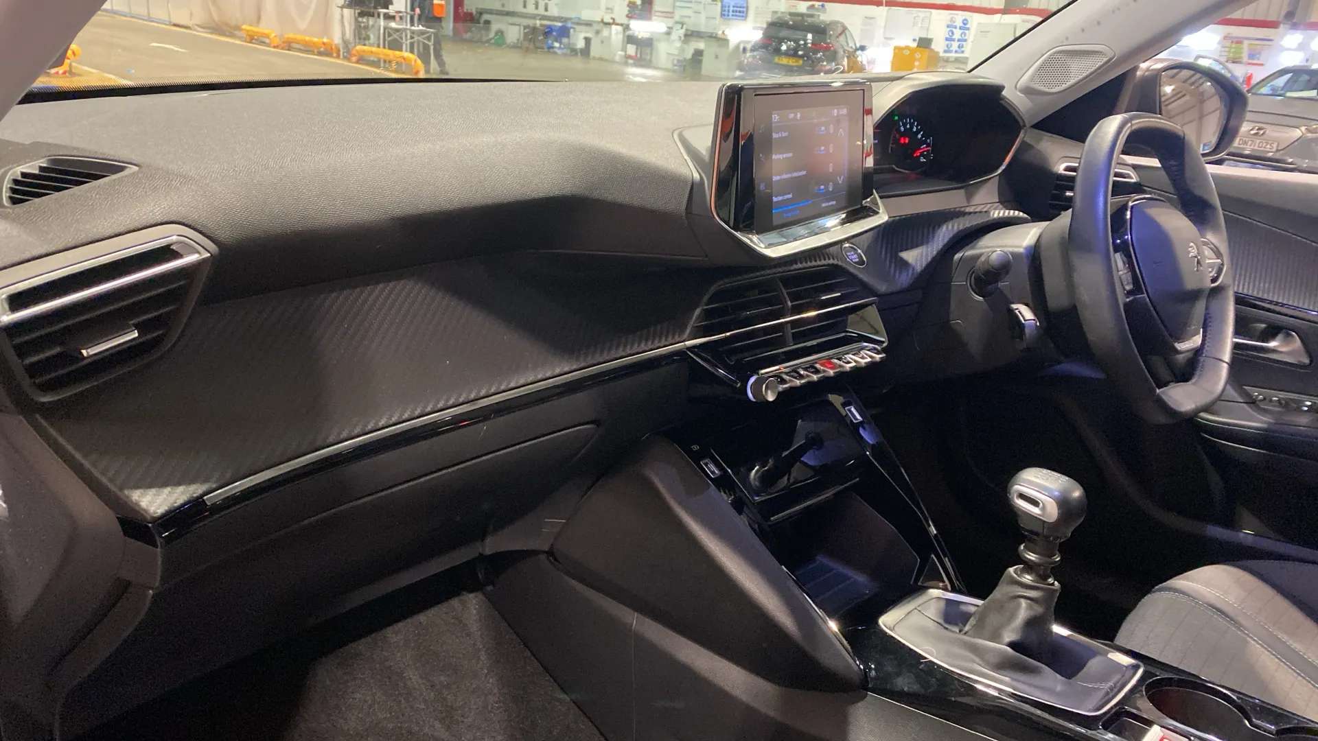 2021 PEUGEOT 2008 2021 PEUGEOT 2008