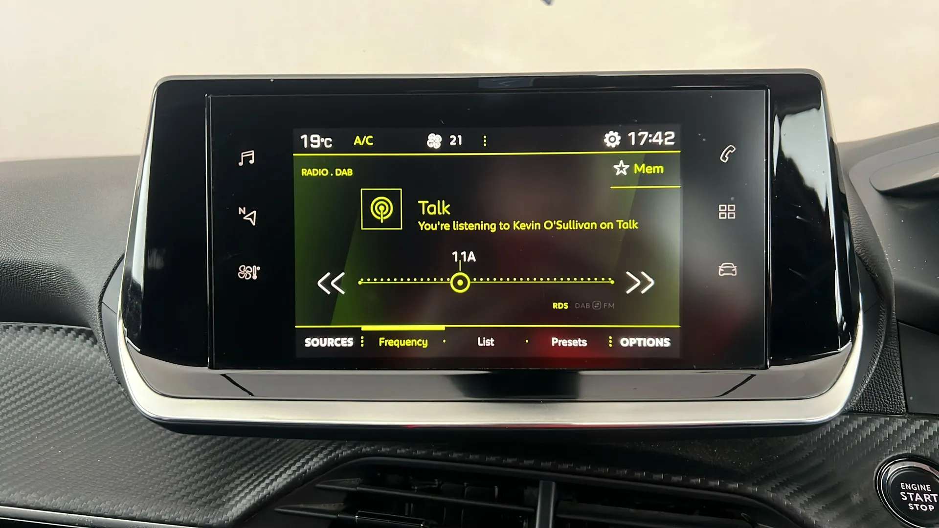 2020 PEUGEOT 2008 2020 PEUGEOT 2008