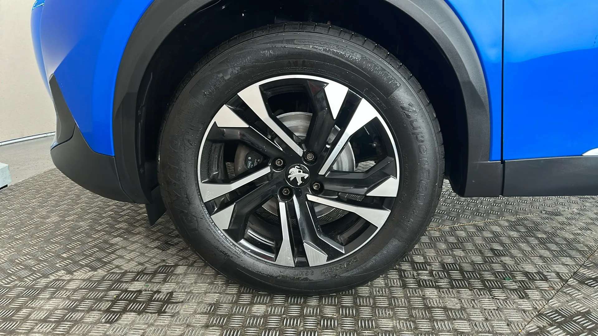 2021 PEUGEOT 2008 2021 PEUGEOT 2008
