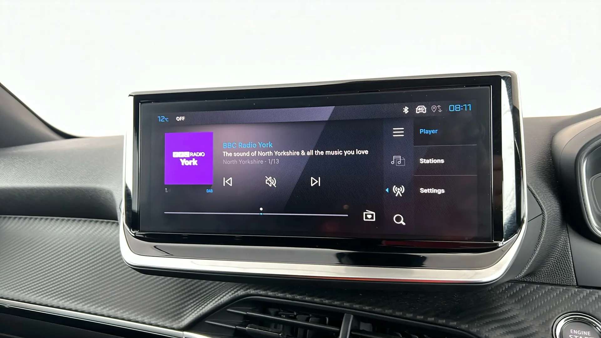 2024 PEUGEOT 2008 2024 PEUGEOT 2008