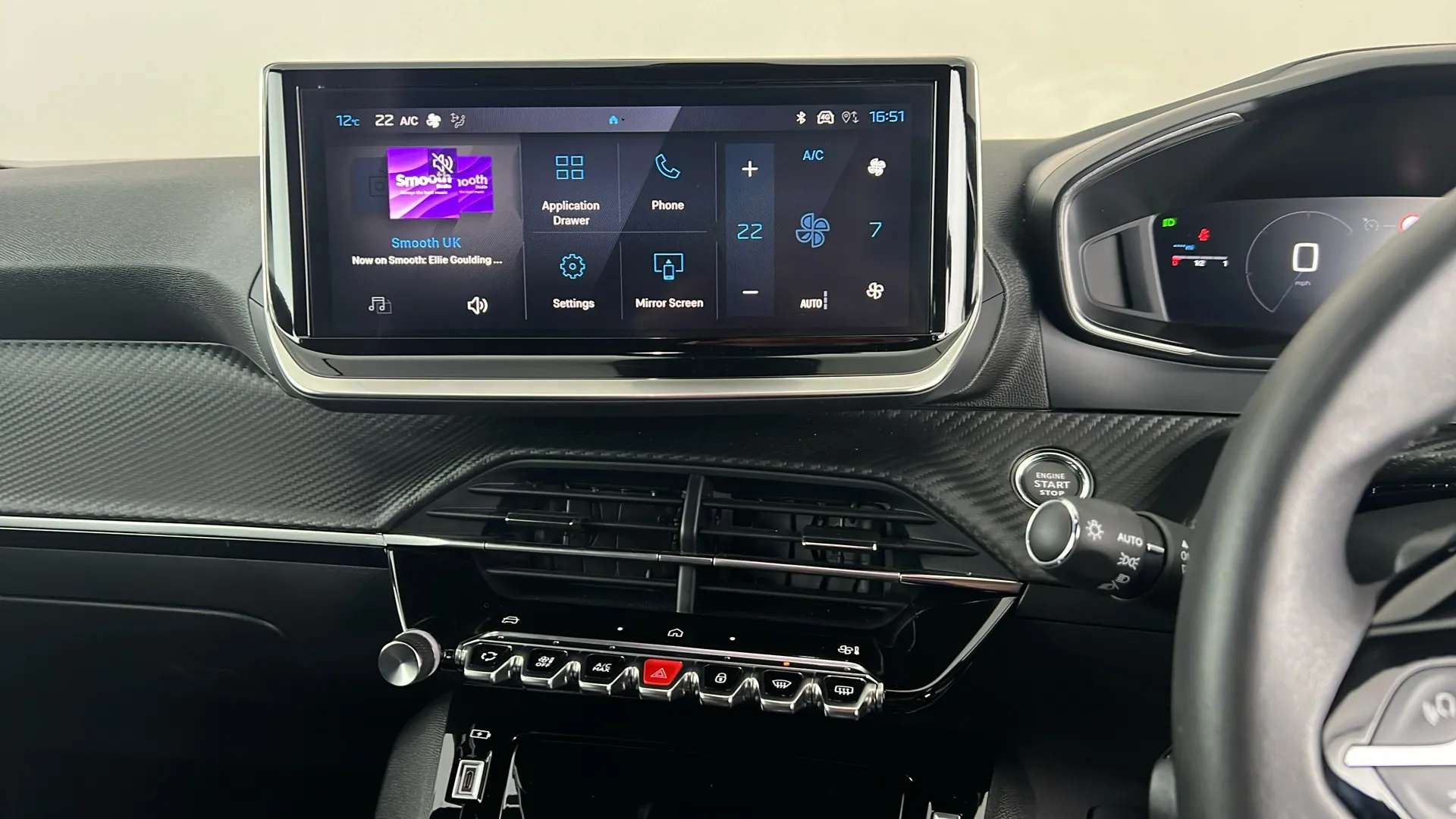 2024 PEUGEOT 2008 2024 PEUGEOT 2008