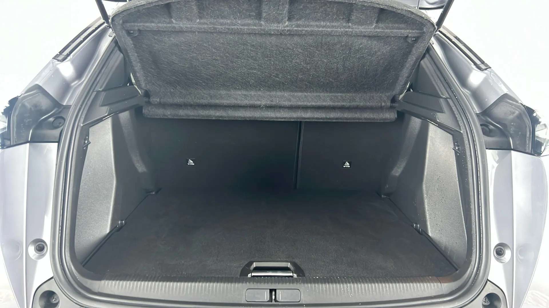 2024 PEUGEOT 2008 2024 PEUGEOT 2008