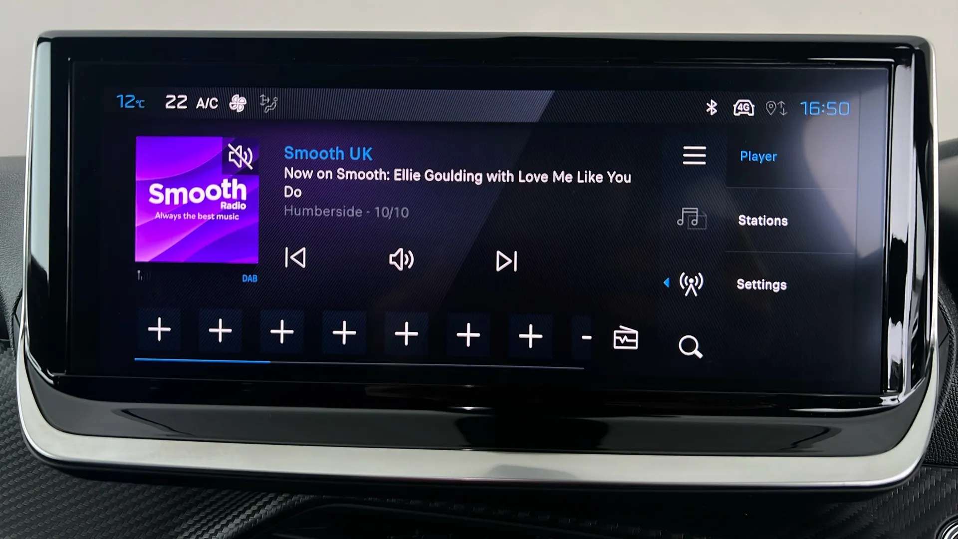 2024 PEUGEOT 2008 2024 PEUGEOT 2008