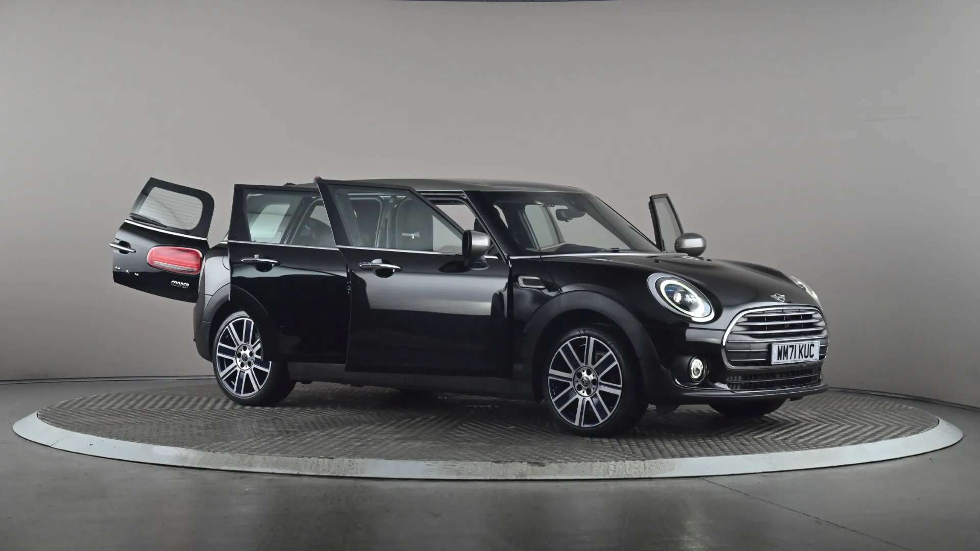 2022 MINI CLUBMAN 2022 MINI CLUBMAN