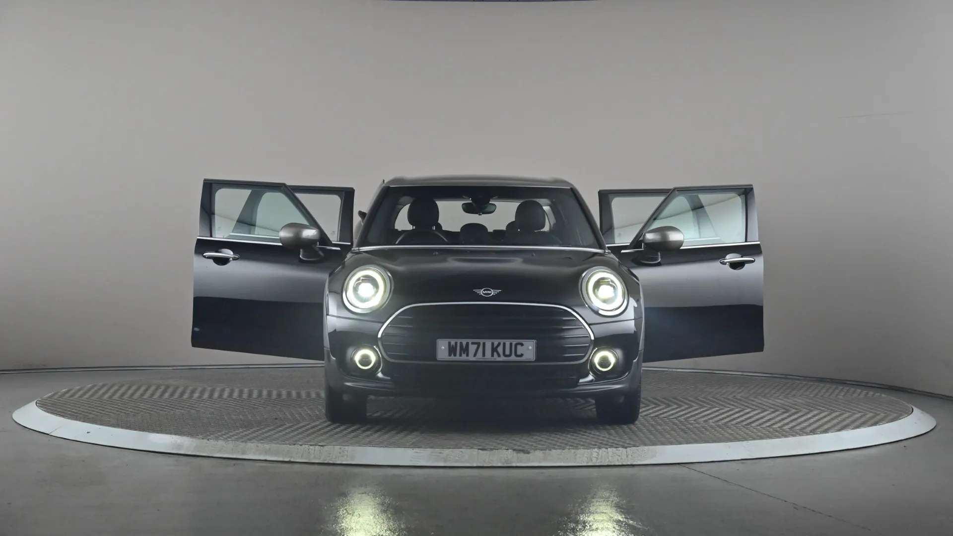 2022 MINI CLUBMAN 2022 MINI CLUBMAN