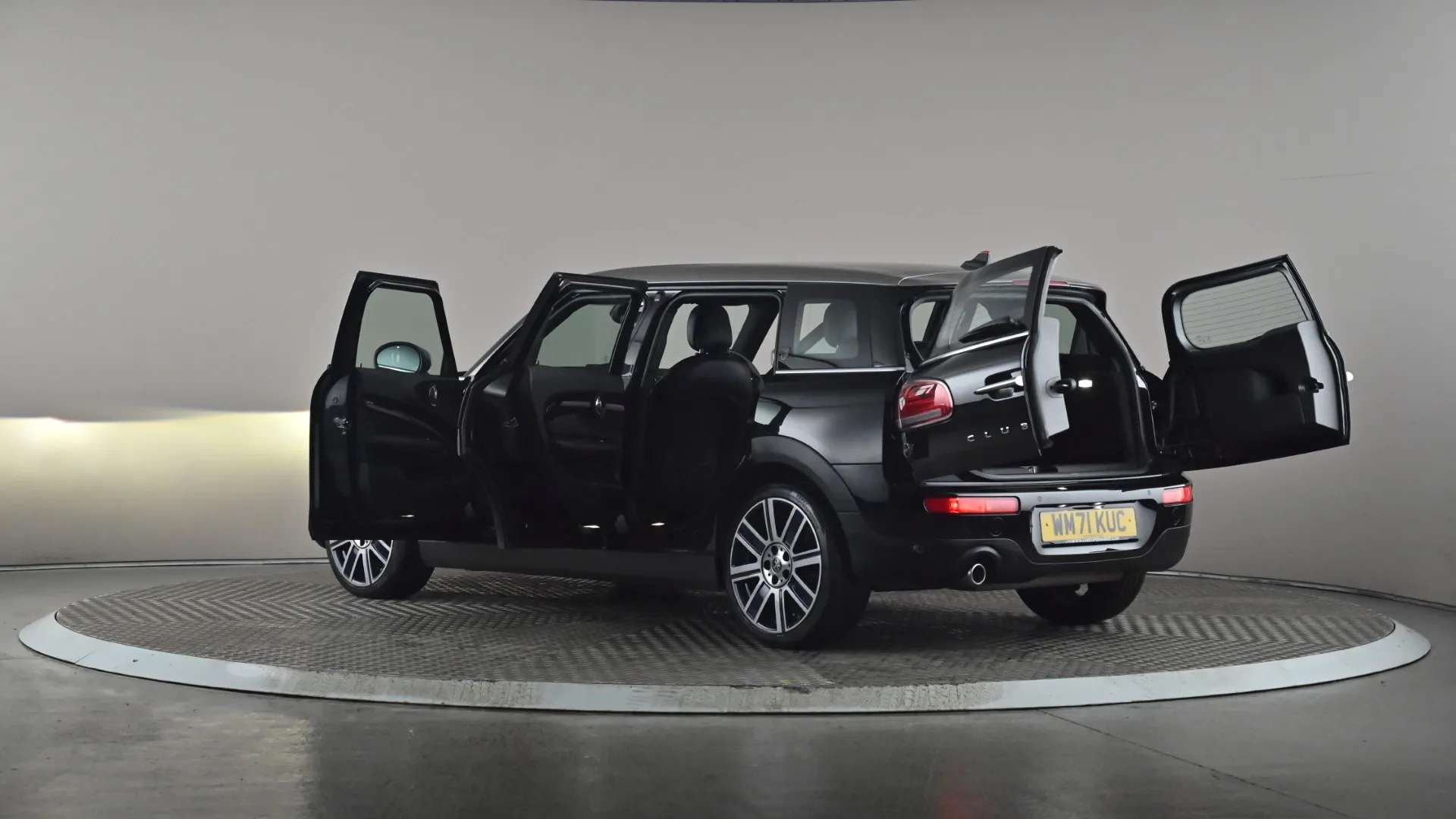2022 MINI CLUBMAN 2022 MINI CLUBMAN