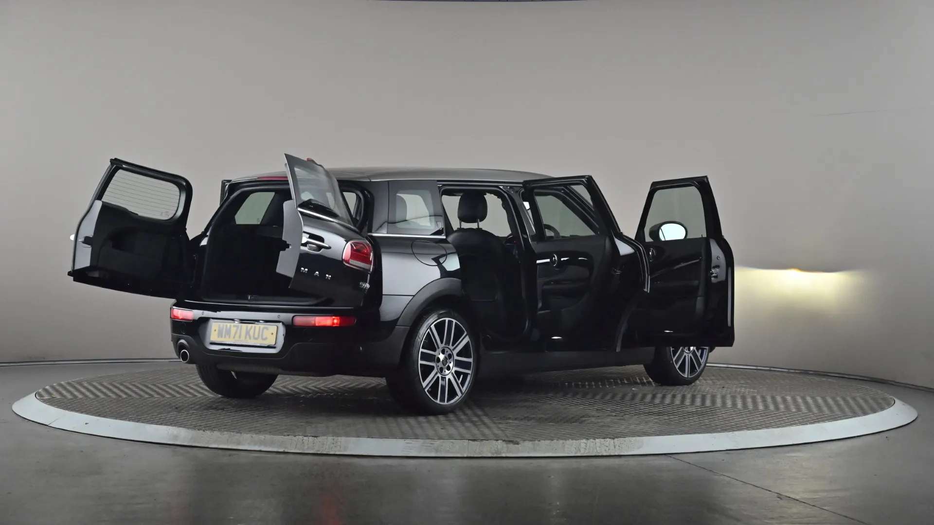 2022 MINI CLUBMAN 2022 MINI CLUBMAN