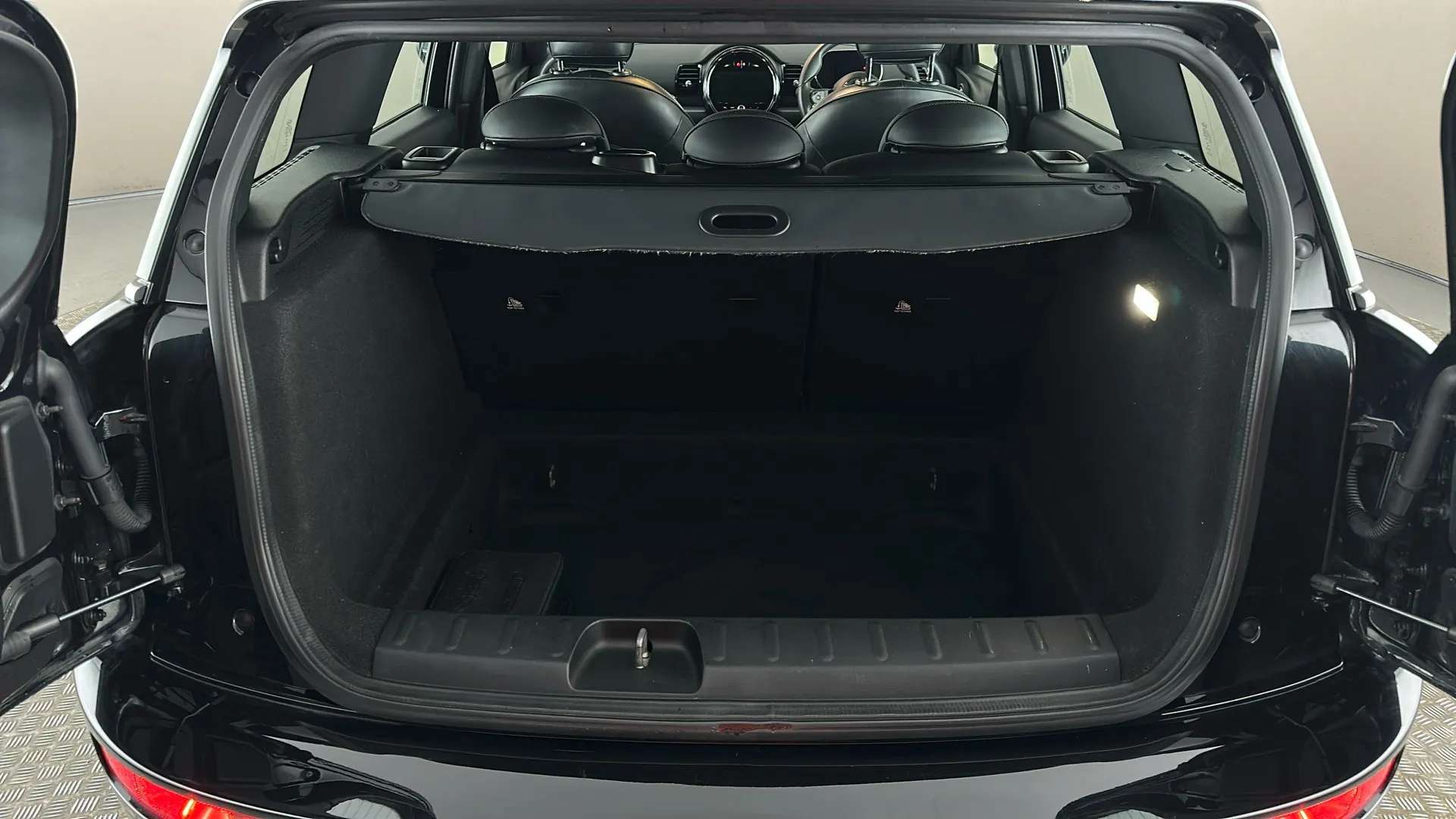 2022 MINI CLUBMAN 2022 MINI CLUBMAN