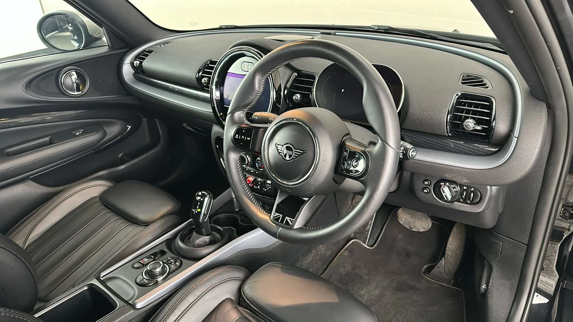 2022 MINI CLUBMAN 2022 MINI CLUBMAN