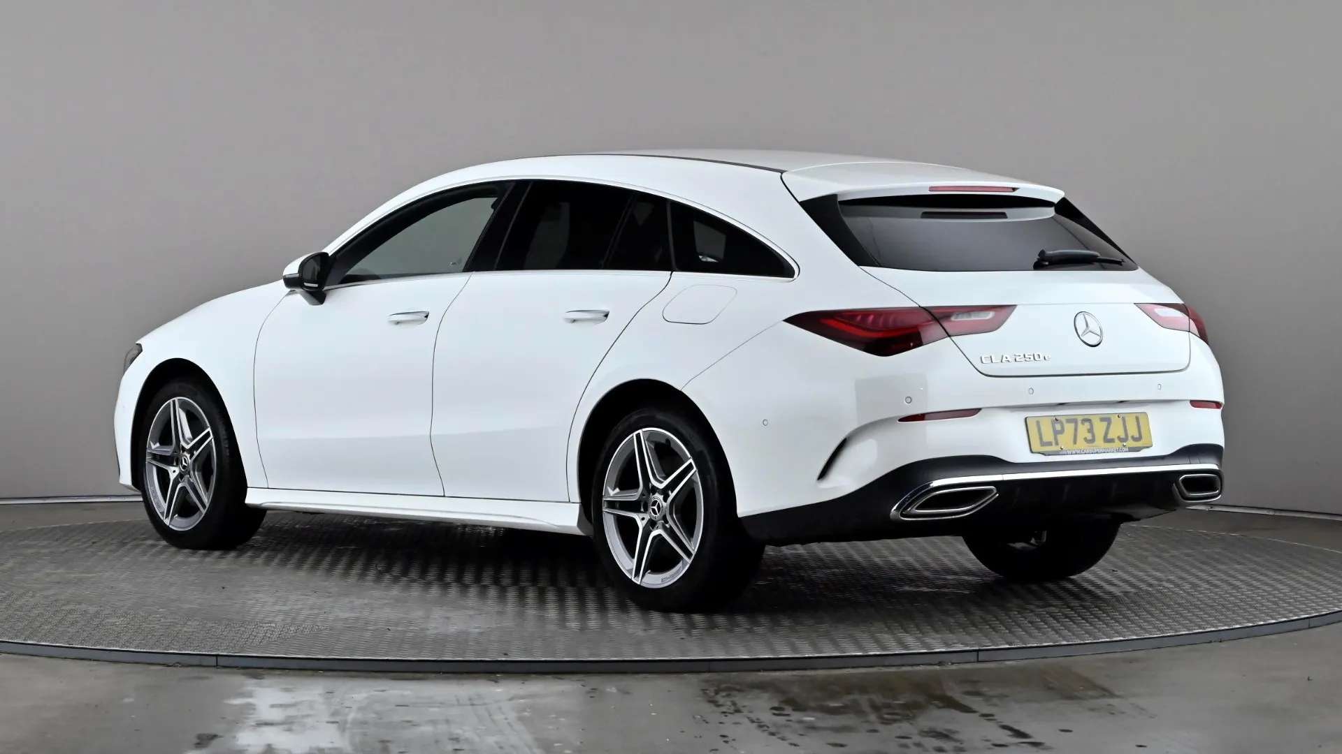 A 2024 MERCEDES-BENZ CLA CLASS CLA 250e AMG Line Executive Tip Auto A 2024 MERCEDES-BENZ CLA CLASS CLA 250e AMG Line Executive Tip Auto