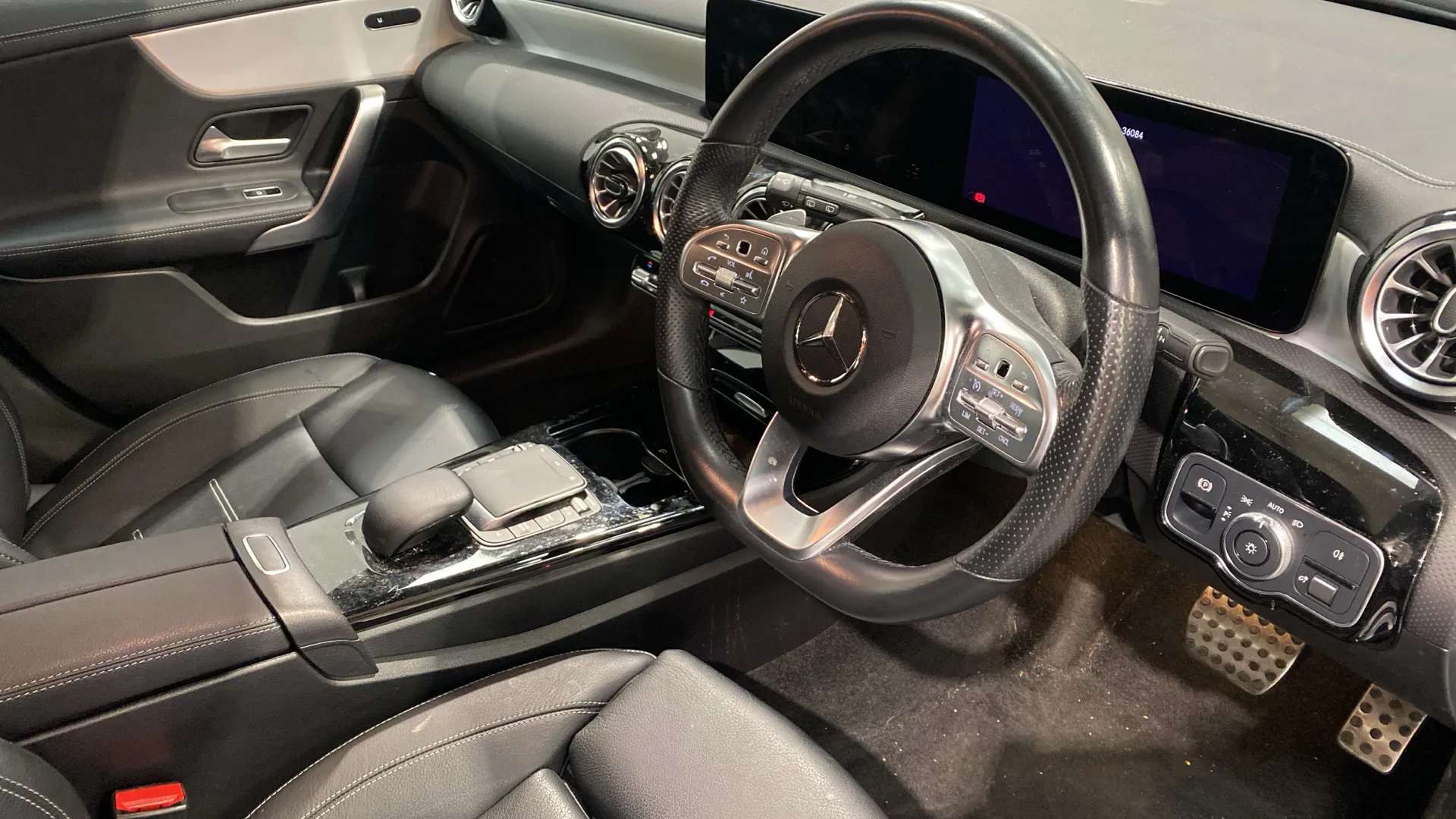 A 2022 MERCEDES-BENZ CLA CLASS CLA 180 AMG Line Executive Tip Auto A 2022 MERCEDES-BENZ CLA CLASS CLA 180 AMG Line Executive Tip Auto