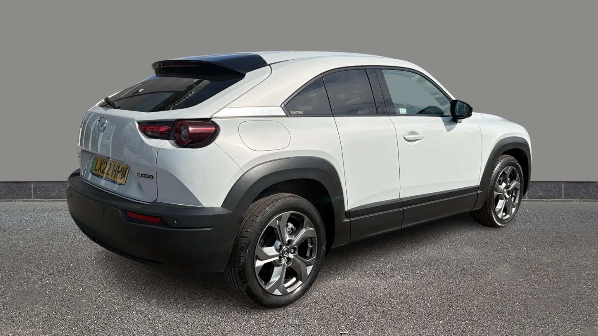 2022 MAZDA MX-30 2022 MAZDA MX-30