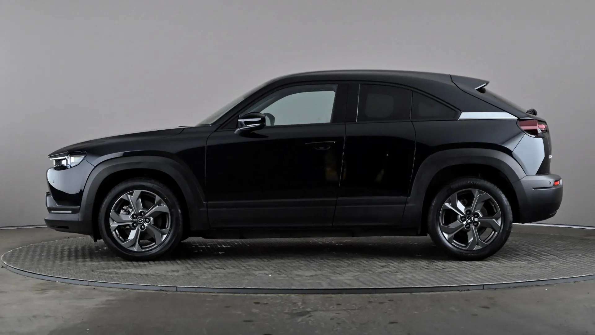 A 2021 MAZDA MX-30 107kW Sport Lux 35.5kWh Auto A 2021 MAZDA MX-30 107kW Sport Lux 35.5kWh Auto